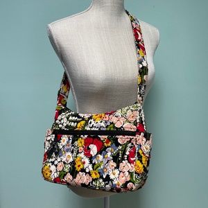 Very Bradley Poppy Fields Quilted Floral Maggie Purse